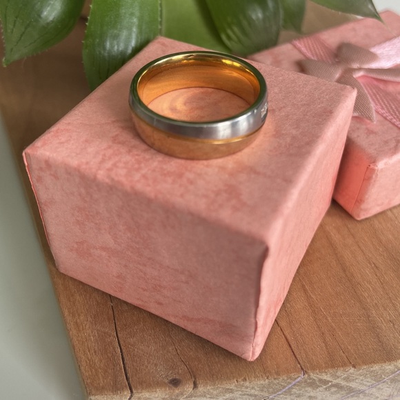 2 tone Women’s Stainless Steel Ring - Picture 5 of 7
